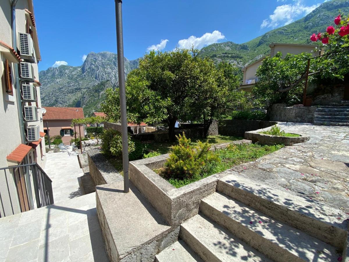 Apartments Mezini 11 Котор Экстерьер фото