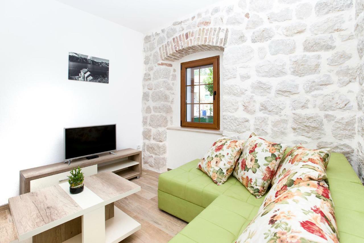 Apartments Mezini 11 Котор Экстерьер фото