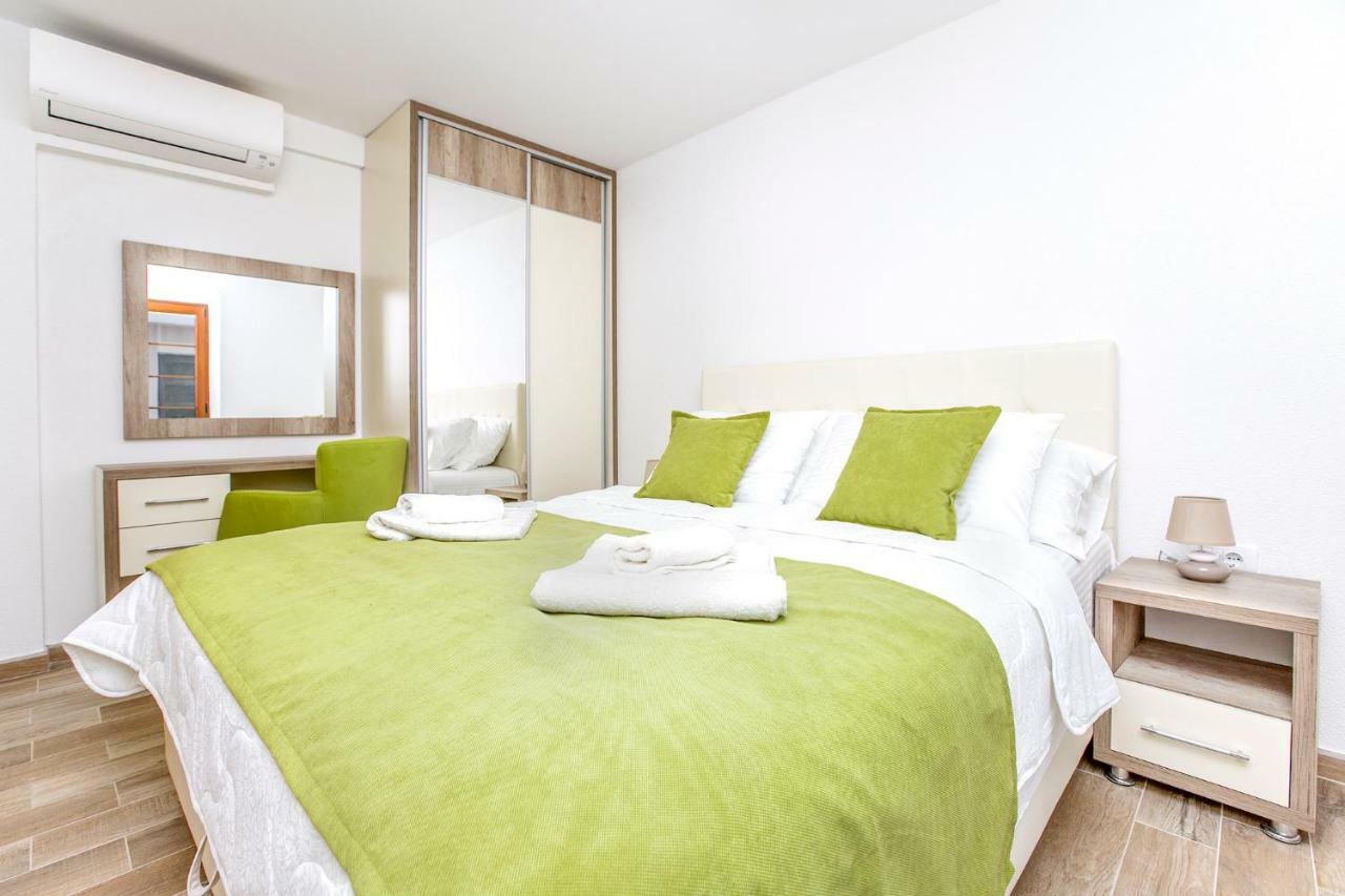 Apartments Mezini 11 Котор Экстерьер фото