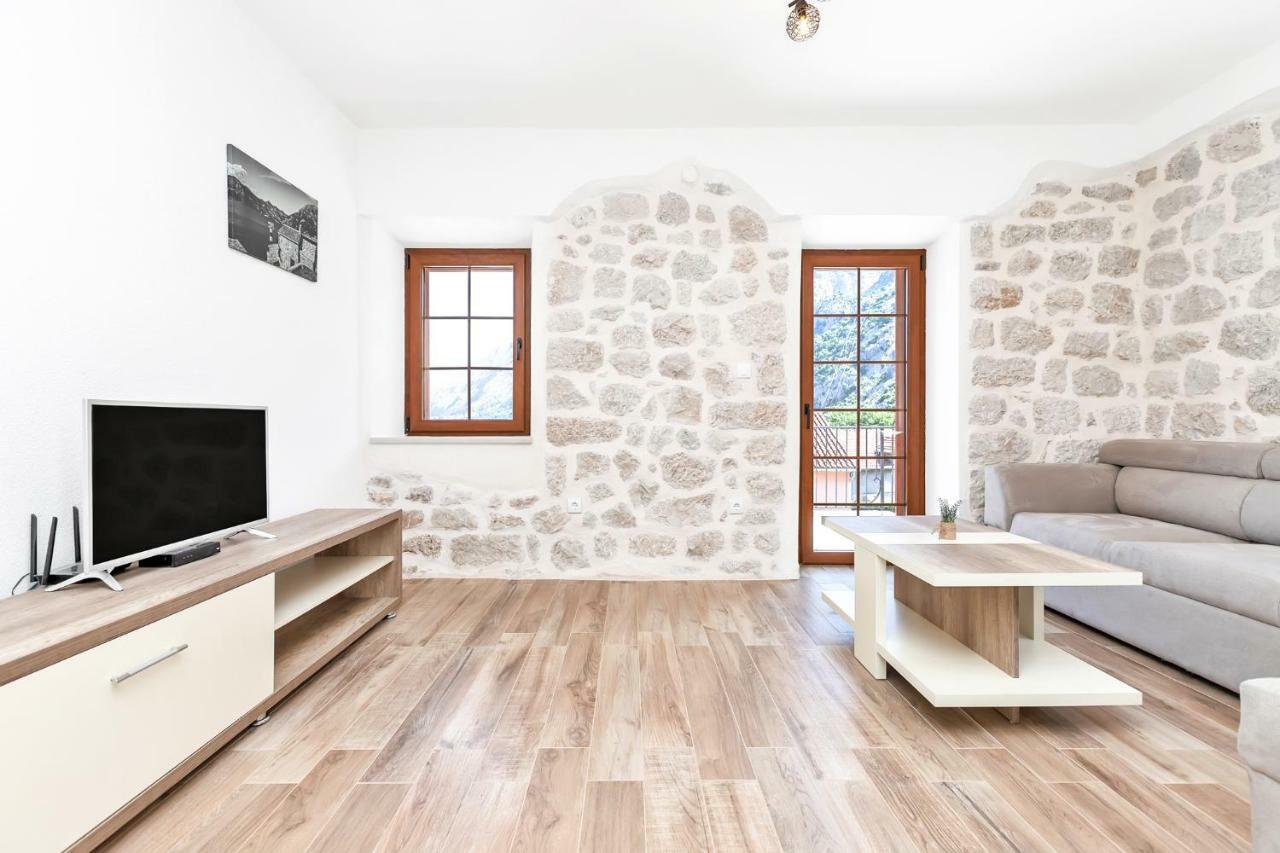 Apartments Mezini 11 Котор Экстерьер фото